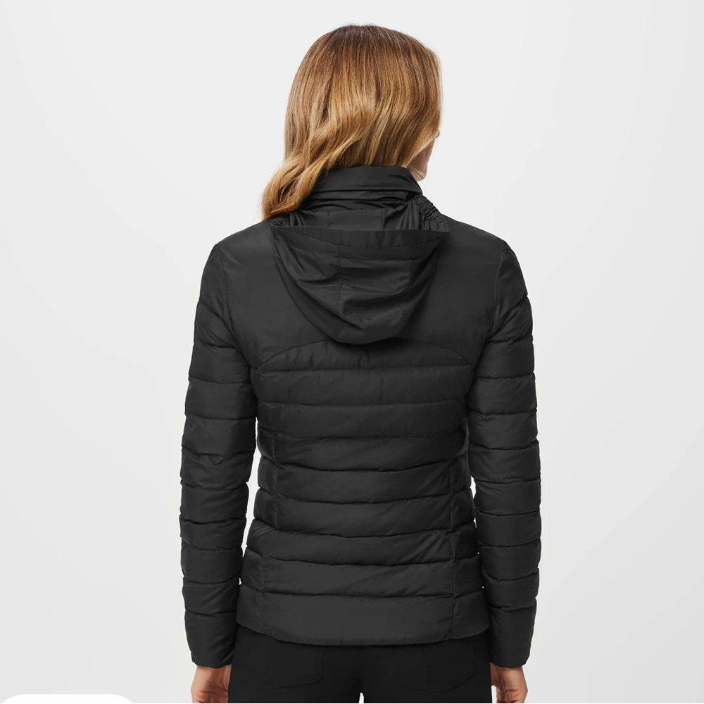 Figs On-Shift Packable Puffer Jacket Technical Performance Outerwear in Black M - Picture 8 of 16